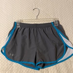 Under Armour Semi-fitted Small running shorts
